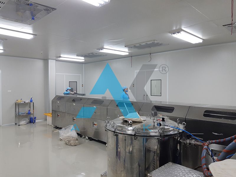 Những nguyên nhân làm ô nhiễm phòng sạch – AKME